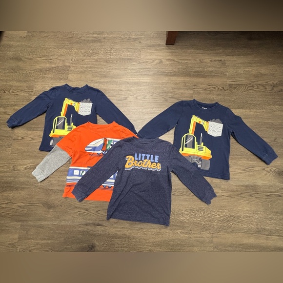 Carter's Other - Carter's Set of four 3T Constructionx2, “Little Brother” and Dino Train LSS.